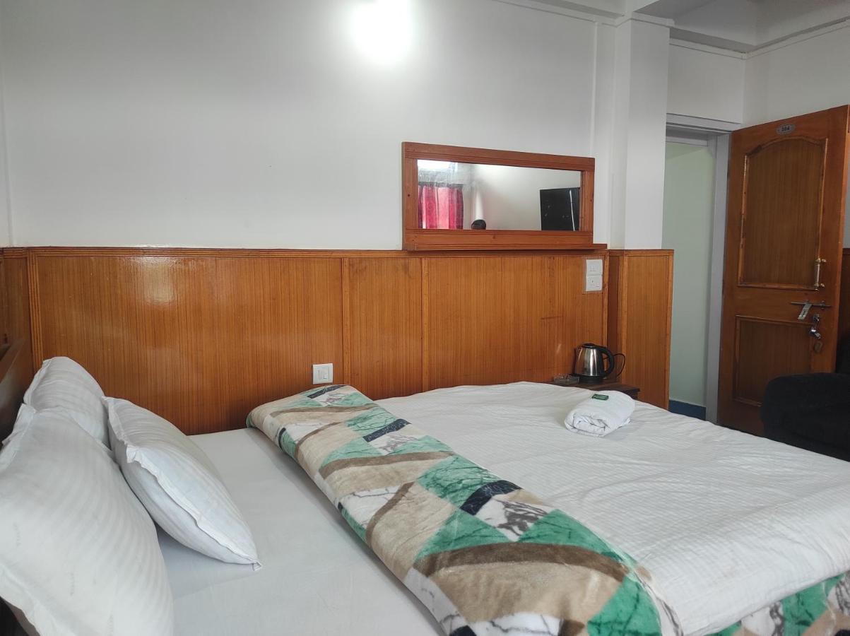 Hotel Tawang Regency מראה חיצוני תמונה