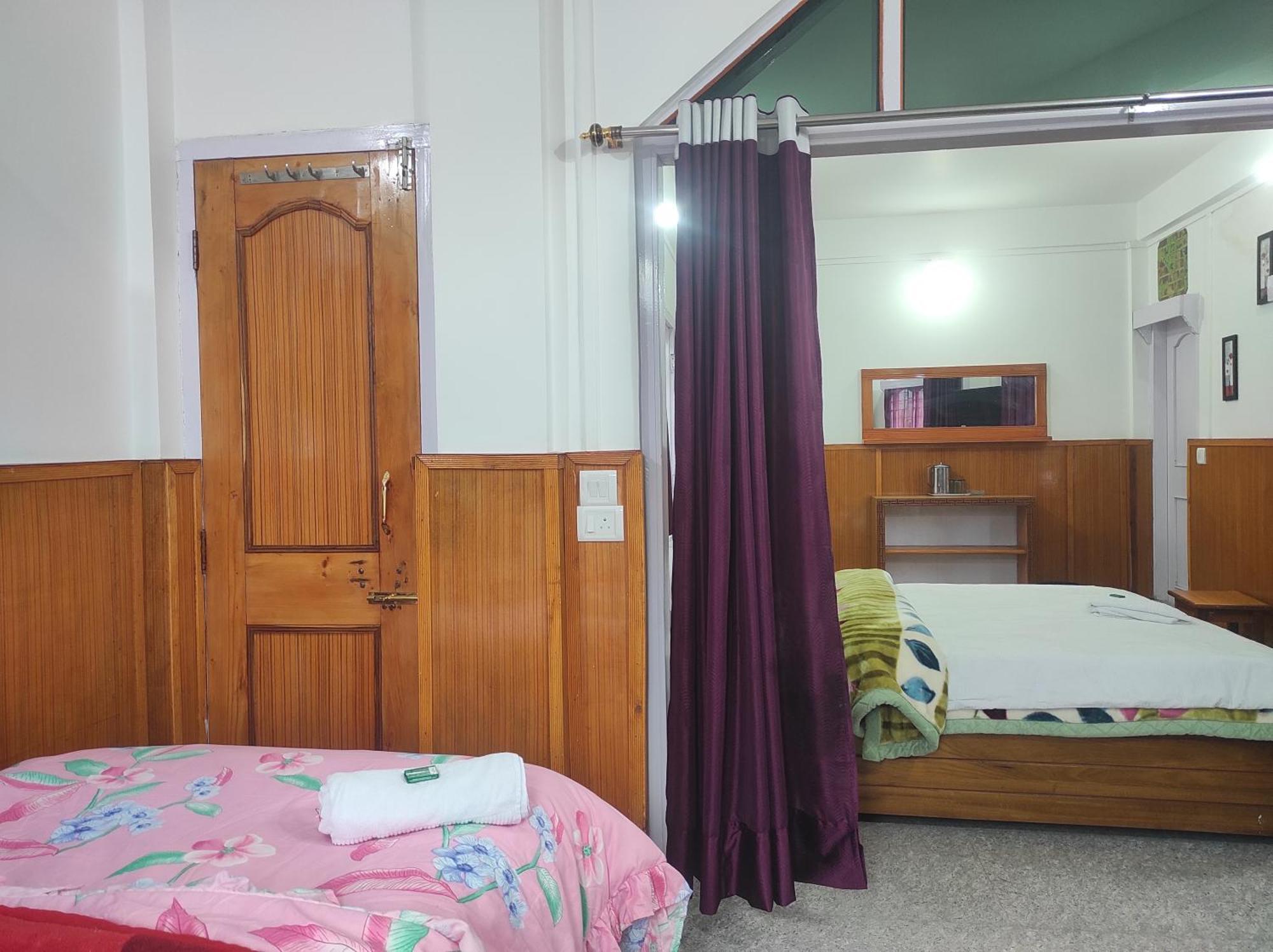 Hotel Tawang Regency מראה חיצוני תמונה
